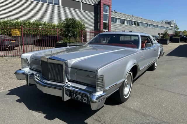 Lincoln Continental (1975) thumbnail 5