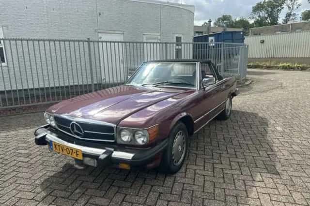 Mercedes-Benz SL-Klasse (1987) thumbnail 2