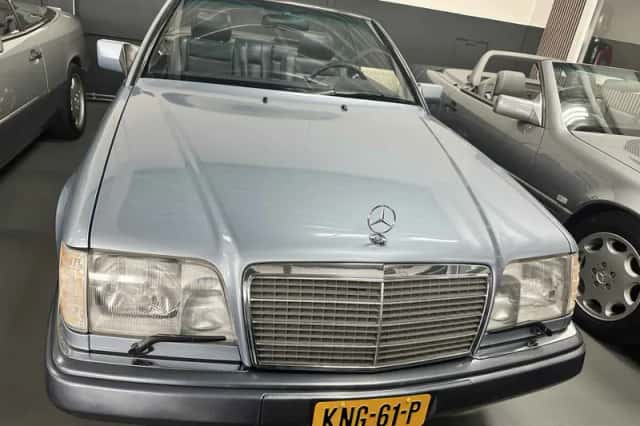 Mercedes-Benz E-Klasse (1994) thumbnail 1