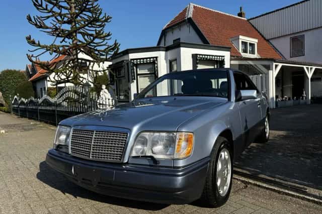 Mercedes-Benz E-Klasse (1994) thumbnail 2
