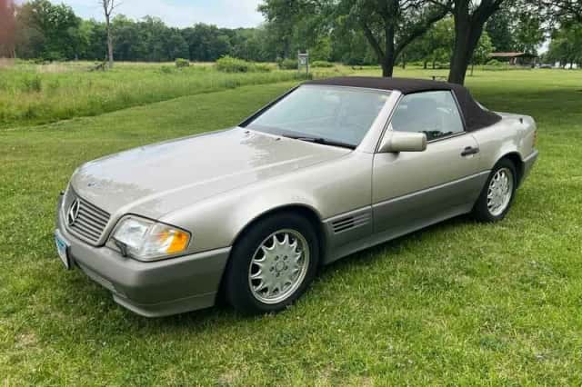 Mercedes-Benz SL-Klasse (1995) thumbnail 3