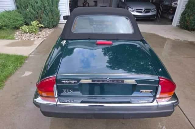 Jaguar XJ (1992) thumbnail 5