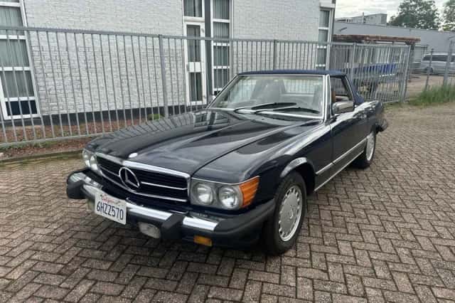 Mercedes-Benz SL-Klasse (1986) thumbnail 1