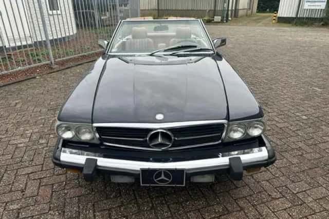 Mercedes-Benz SL-Klasse (1987) thumbnail 2