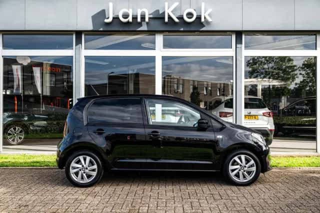 SEAT Mii (2017) thumbnail 5