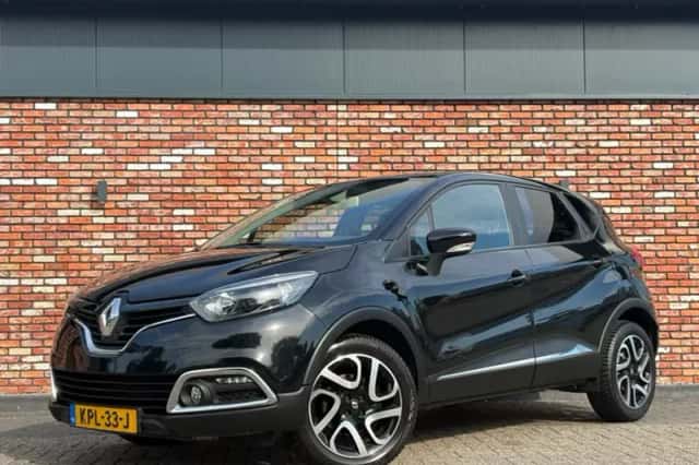 Renault Captur (2016) thumbnail 1