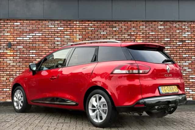 Renault Clio (2017) thumbnail 2