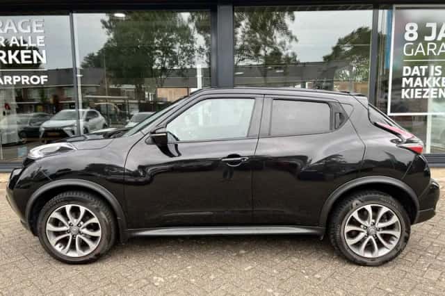Nissan Juke (2015) thumbnail 4