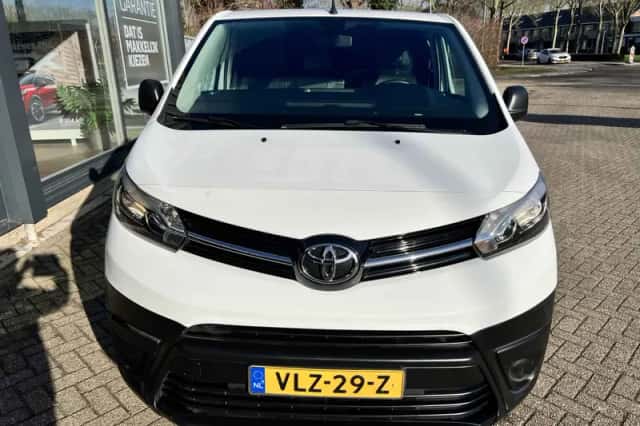 Toyota ProAce Worker (2021) thumbnail 3