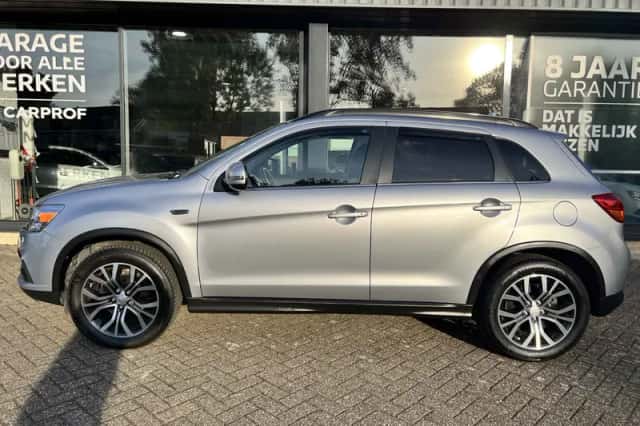 Mitsubishi ASX (2016) thumbnail 4