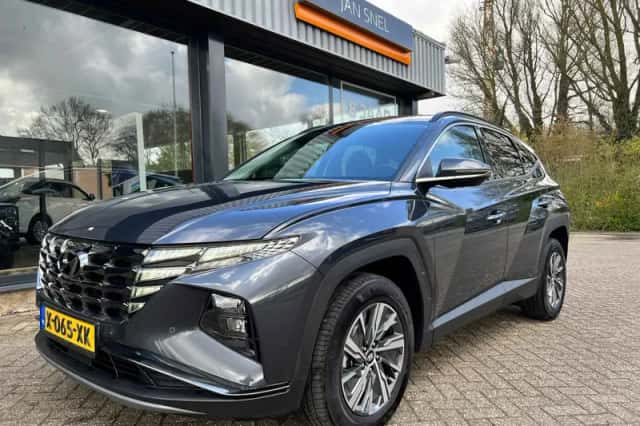 Hyundai Tucson (2024) thumbnail 1