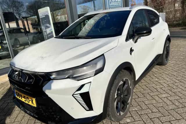 Mitsubishi ASX (2024) thumbnail 2