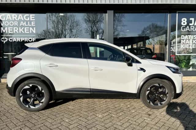 Mitsubishi ASX (2024) thumbnail 5