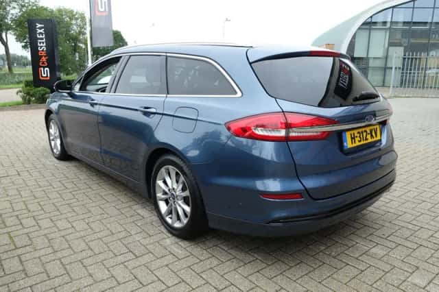 Ford Mondeo (2020) thumbnail 3