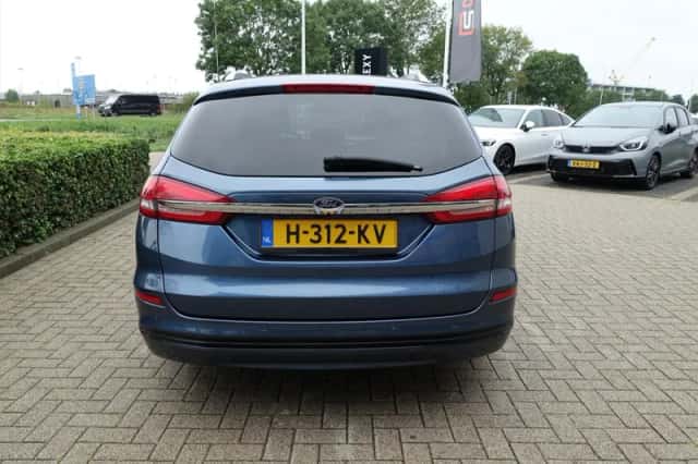 Ford Mondeo (2020) thumbnail 4