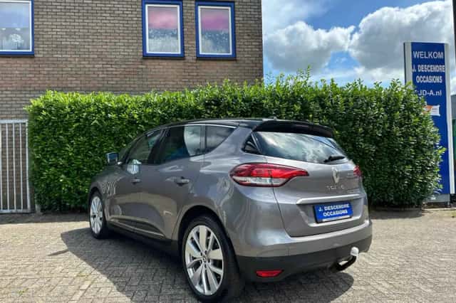 Renault Scénic (2019) thumbnail 5