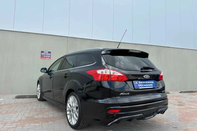 Ford Focus (2014) thumbnail 5
