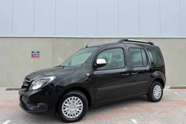 Mercedes-Benz Citan (2017) thumbnail 1