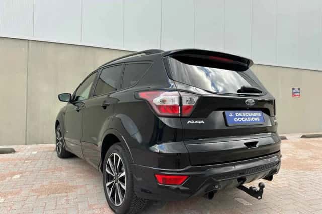 Ford Kuga (2018) thumbnail 5