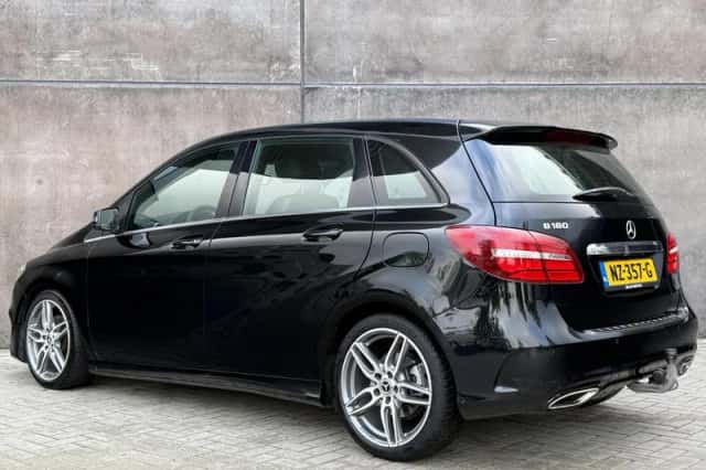 Mercedes-Benz B-Klasse (2017) thumbnail 2