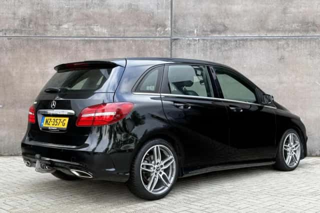 Mercedes-Benz B-Klasse (2017) thumbnail 3