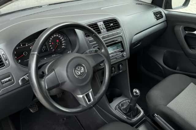 Volkswagen Polo (2012) thumbnail 4