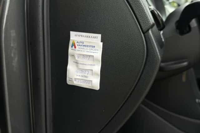 Volkswagen Polo (2012) thumbnail 6