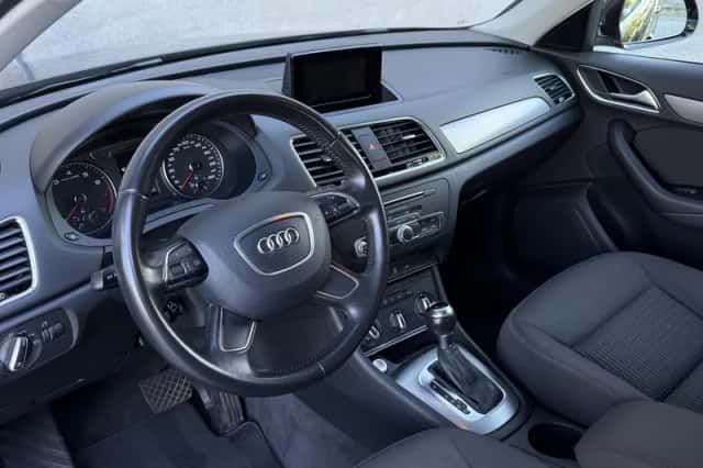 Audi Q3 (2015) thumbnail 4