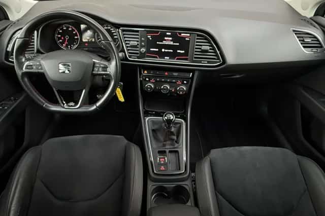 SEAT Leon (2017) thumbnail 6