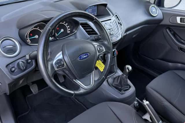 Ford Fiesta (2017) thumbnail 4