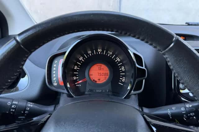 Peugeot 108 (2020) thumbnail 6