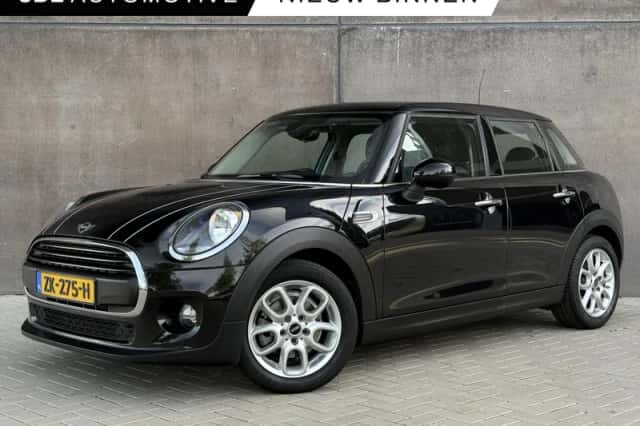 MINI One (2019) thumbnail 1