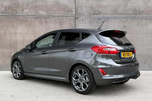 Ford Fiesta (2018) thumbnail 2