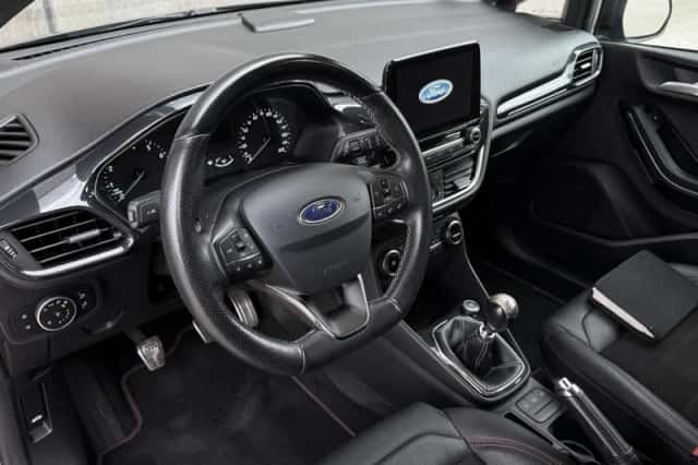 Ford Fiesta (2018) thumbnail 4
