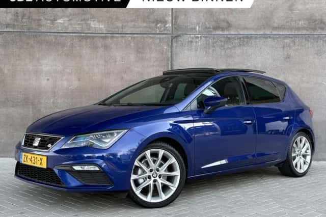 SEAT Leon (2019) thumbnail 1