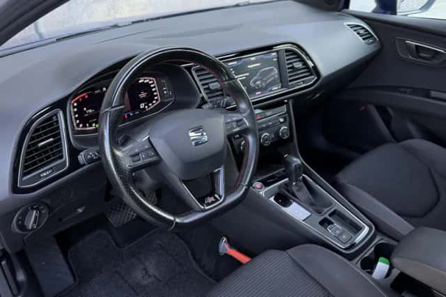 SEAT Leon (2019) thumbnail 4