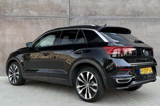 Volkswagen T-Roc (2020) thumbnail 2