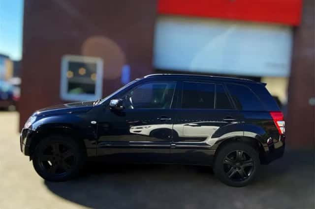 Suzuki Grand Vitara (2007) thumbnail 4