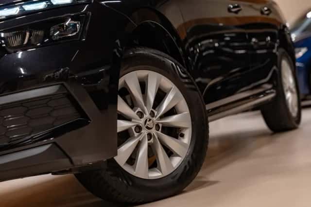 Škoda Kamiq (2022) thumbnail 3