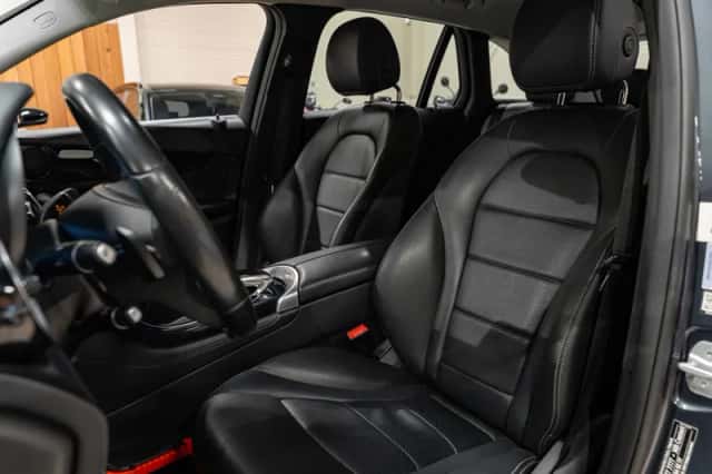 Mercedes-Benz GLC-Klasse (2015) thumbnail 6