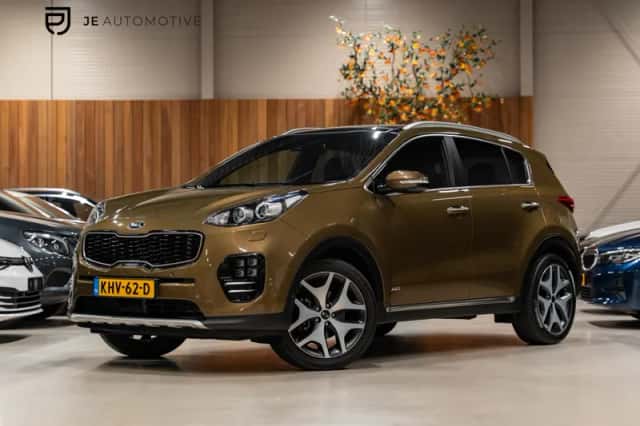 Kia Sportage (2016) thumbnail 1