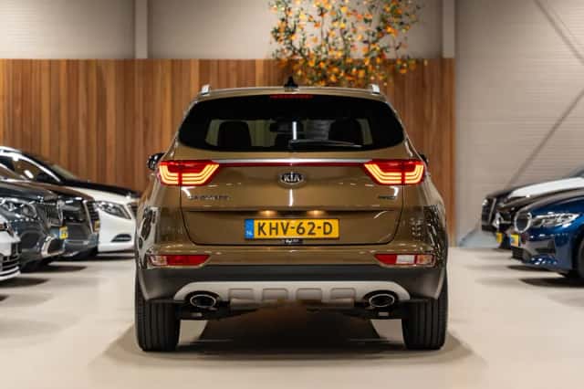 Kia Sportage (2016) thumbnail 5