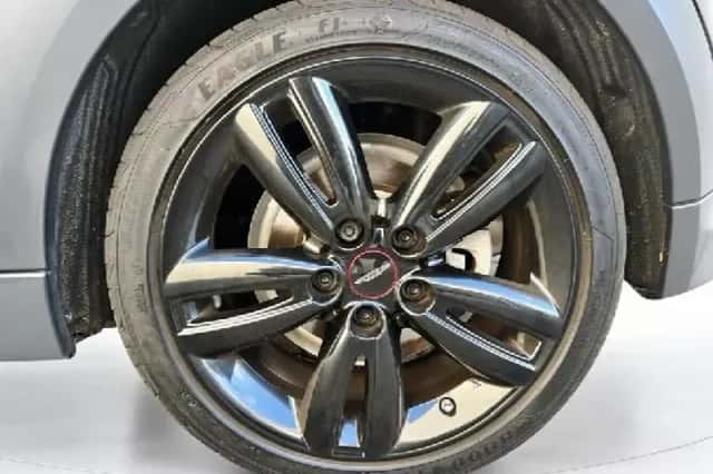 MINI John Cooper Works (2023) thumbnail 3