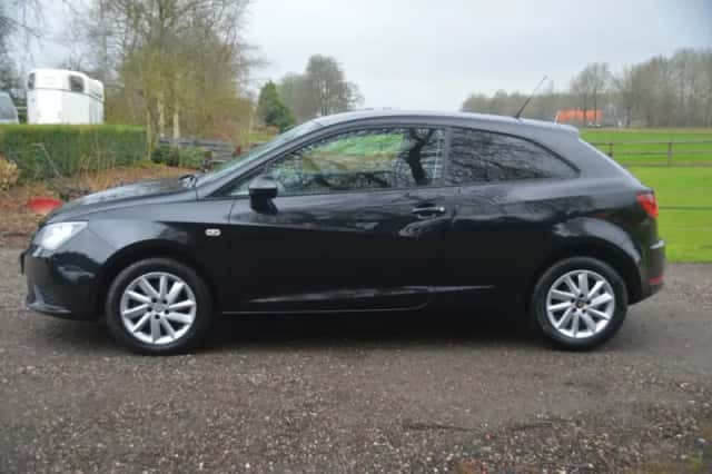 SEAT Ibiza (2012) thumbnail 6