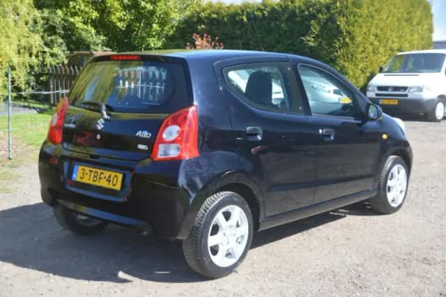 Suzuki Alto (2014) thumbnail 3