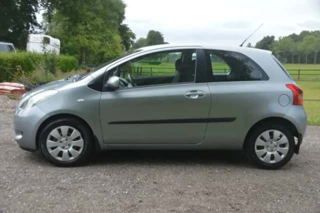 Toyota Yaris (2006) thumbnail 6