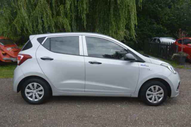 Hyundai i10 (2015) thumbnail 5