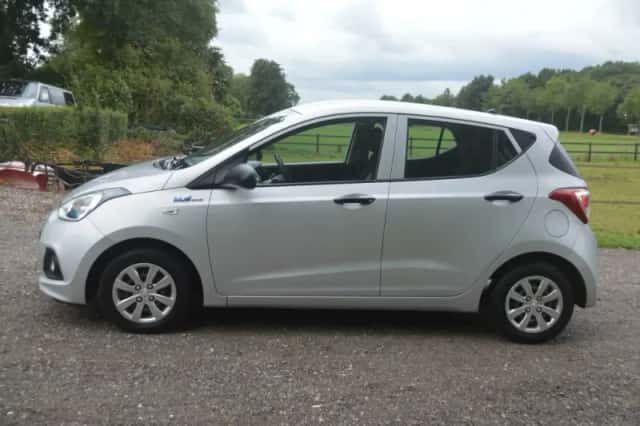 Hyundai i10 (2015) thumbnail 6