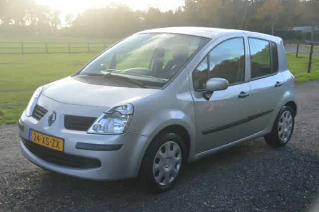 Renault Modus (2007) thumbnail 1
