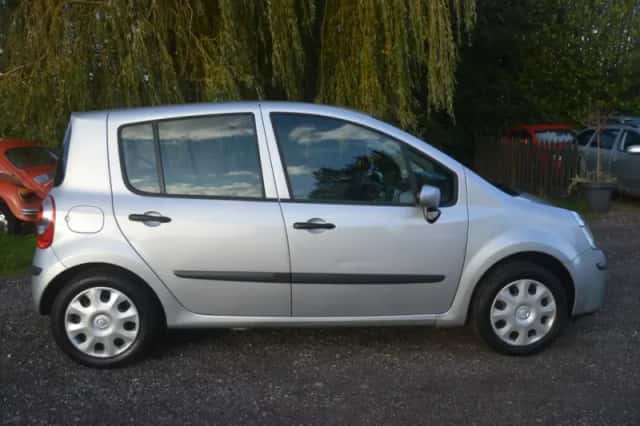 Renault Modus (2007) thumbnail 5